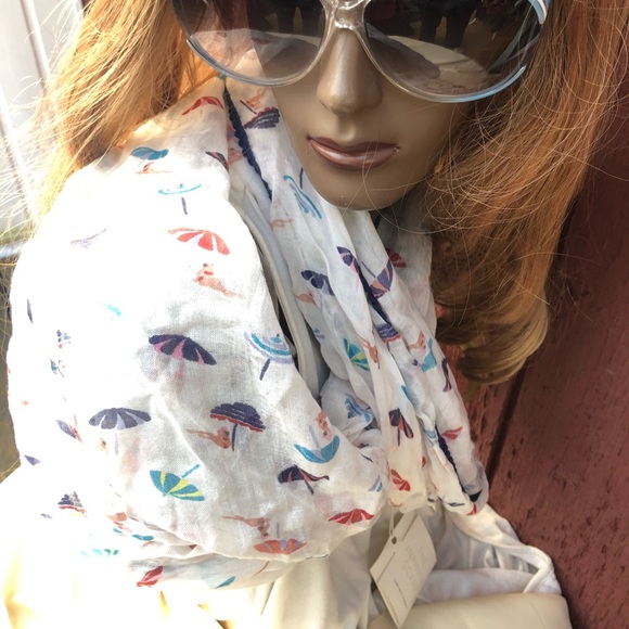 ANN Taylor Loft Summer infinity scarf - Picture 5 of 9